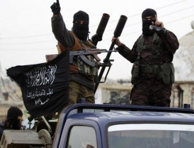 Ο πατέρας του παράφρονα βομβιστή στο Μάντσεστερ ανέβαζε σχόλια στο διαδίκτυο υπέρ της al-Nusra